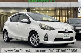 toyota aqua 2012 -TOYOTA--AQUA DAA-NHP10--NHP10-2073711---TOYOTA--AQUA DAA-NHP10--NHP10-2073711-