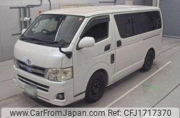 toyota regiusace-van 2012 CFJ1717370