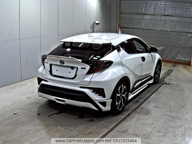 toyota c-hr 2017 -TOYOTA--C-HR ZYX10--ZYX10-2034670---TOYOTA--C-HR ZYX10--ZYX10-2034670- image 2