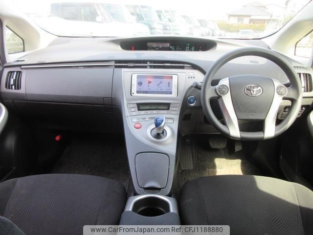 toyota prius 2012 quick_quick_ZVW30_ZVW30-1612922 image 2