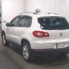 volkswagen tiguan 2011 -VOLKSWAGEN--VW Tiguan 5NCCZ--BW068745---VOLKSWAGEN--VW Tiguan 5NCCZ--BW068745- image 2