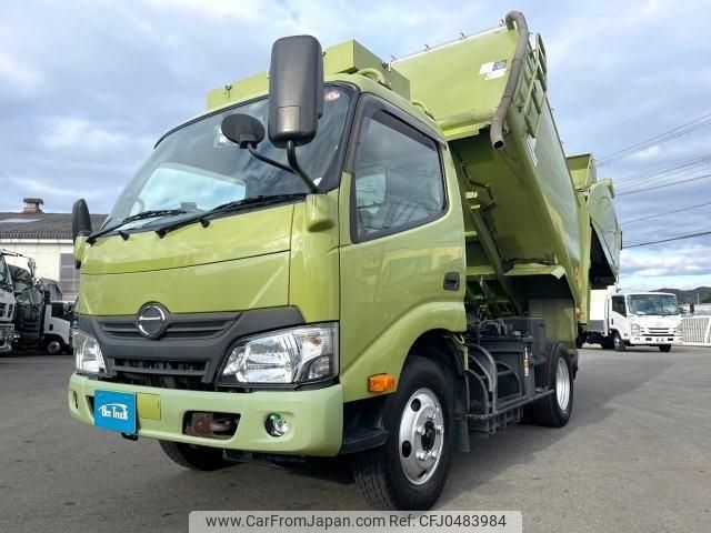 hino dutro 2017 GOO_NET_EXCHANGE_0700644A30241123W002 image 1