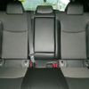 toyota corolla-cross 2023 CFJ1647075 image 8