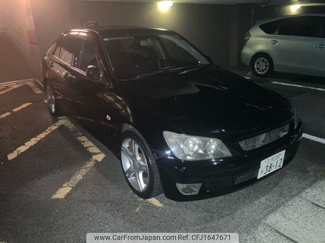 toyota altezza 2004 CFJ1647671 image 1