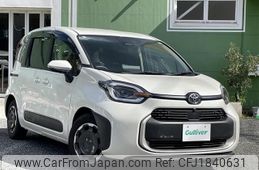toyota sienta 2023 CFJ1840631