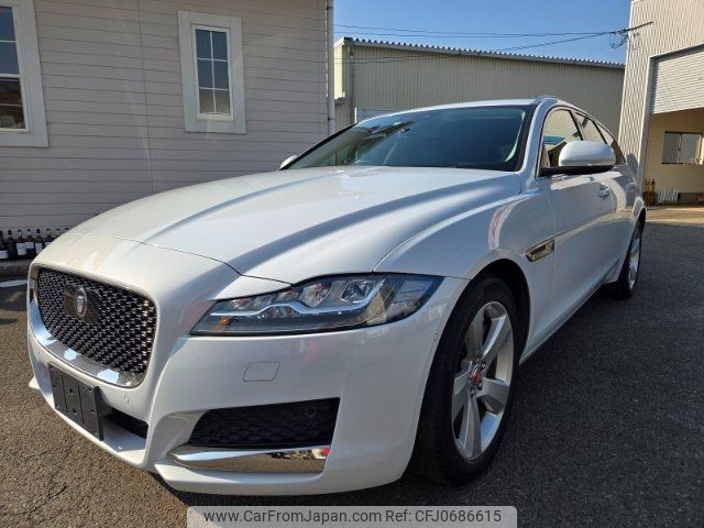 jaguar xf 2019 -JAGUAR--Jaguar XF Series JBS2XC--JCY61069---JAGUAR--Jaguar XF Series JBS2XC--JCY61069- image 1