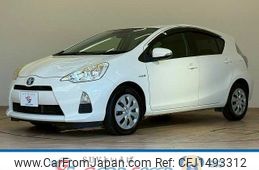 toyota aqua 2013 CFJ1493312