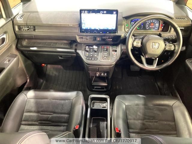 honda stepwagon 2023 CFJ1770917 image 2