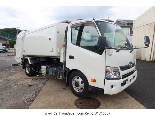 hino dutro 2018 CFJ1710357 image 2