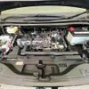 toyota voxy 2022 quick_quick_ZWR90W_ZWR90-0018956 image 19