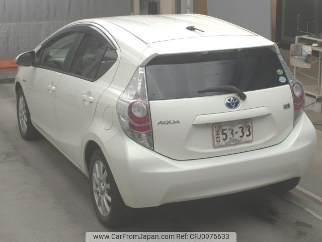 toyota aqua 2014 -TOYOTA--AQUA NHP10-625510---TOYOTA--AQUA NHP10-625510- image 2