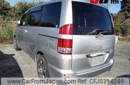 toyota noah 2005 TE131