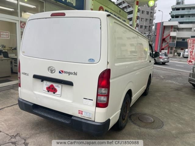 toyota hiace-van 2013 CFJ1850988 image 2