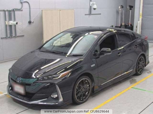 toyota prius-phv 2017 -TOYOTA--Prius PHV DLA-ZVW52--ZVW52-3048780---TOYOTA--Prius PHV DLA-ZVW52--ZVW52-3048780- image 1