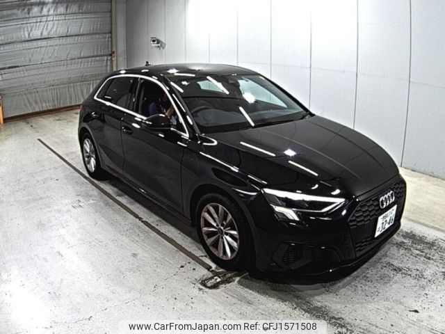 audi a3 2023 CFJ1571508 image 1