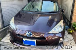 toyota aqua 2014 CFJ1701446