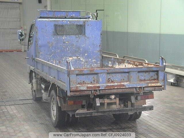 mitsubishi-fuso canter 2000 CFJ0924033 image 2