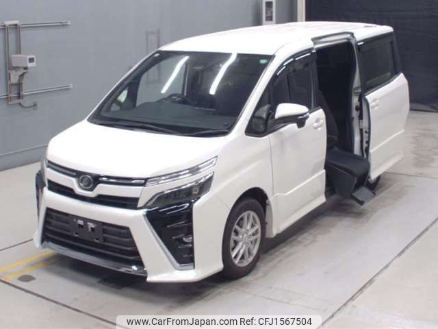 toyota voxy 2021 CFJ1567504 image 1