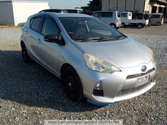 toyota aqua 2013 -TOYOTA--AQUA DAA-NHP10--NHP10-6195199---TOYOTA--AQUA DAA-NHP10--NHP10-6195199- image 1