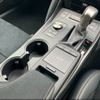 lexus is 2022 CFJ1782551 image 21
