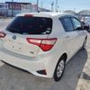 toyota vitz 2018 -TOYOTA--Vitz DAA-NHP130--NHP130-4001843---TOYOTA--Vitz DAA-NHP130--NHP130-4001843- image 2