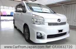 toyota voxy 2012 ENHANCEAUTO_1_ea295976