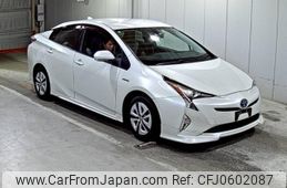 toyota prius 2017 -TOYOTA--Prius ZVW51-8035460---TOYOTA--Prius ZVW51-8035460-