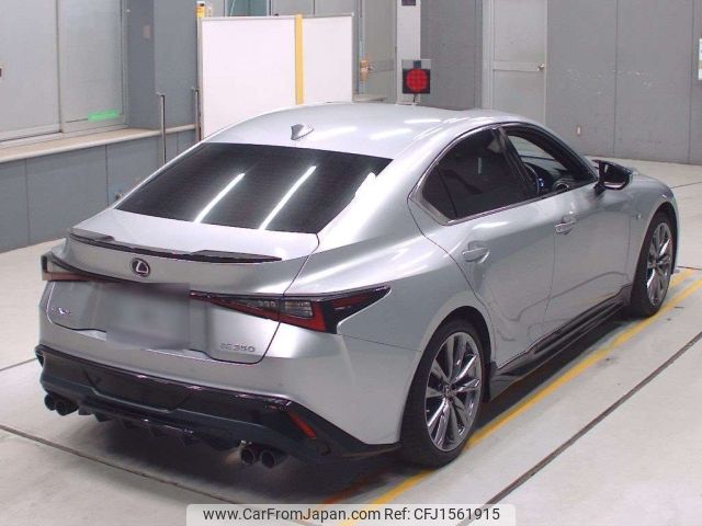 lexus is 2020 CFJ1561915 image 2
