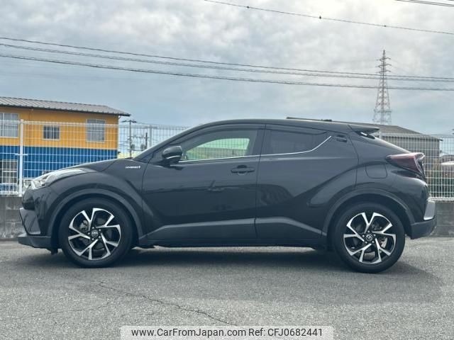 toyota c-hr 2017 quick_quick_DAA-ZYX10_ZYX10-2040532 image 2