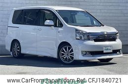 toyota voxy 2013 CFJ1840721