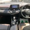 toyota c-hr 2017 CFJ1634143 image 11