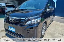 toyota voxy 2019 CFJ1521074