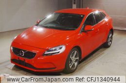 volvo v40 2018 -VOLVO--Volvo V40 MD4204T-YV1MVA8RDJ2485607---VOLVO--Volvo V40 MD4204T-YV1MVA8RDJ2485607-