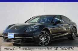 porsche panamera 2018 GOO_JP_700080167230241111001