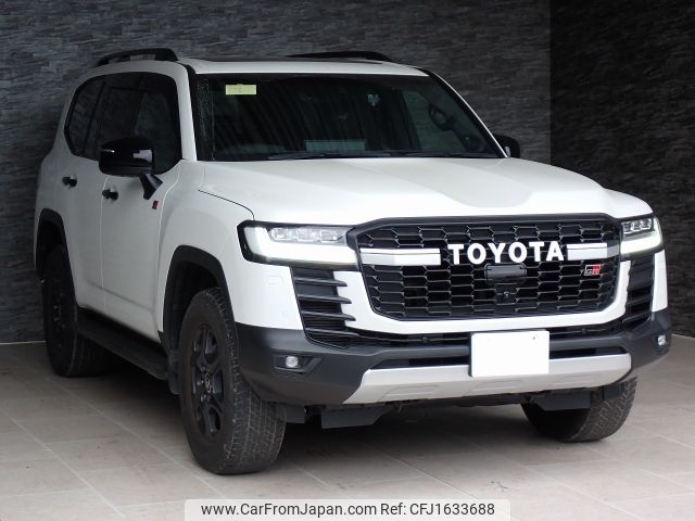 toyota land-cruiser-wagon 2022 CFJ1633688 image 2
