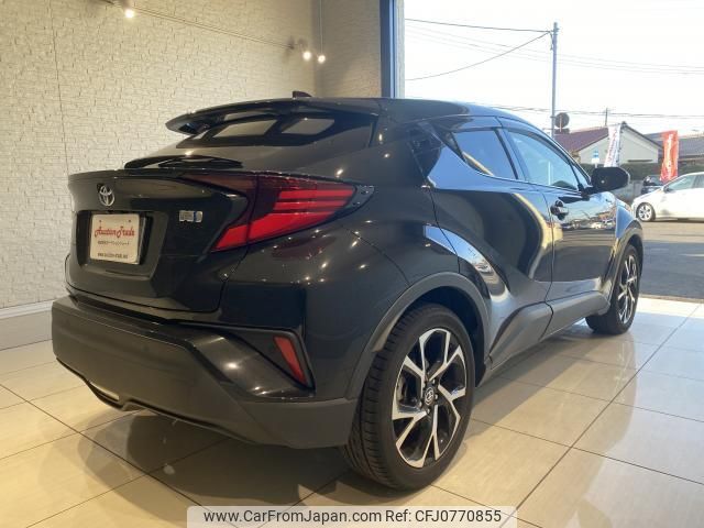 toyota c-hr 2020 quick_quick_ZYX11_2014147 image 2