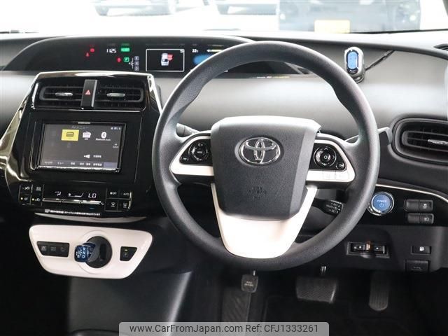 toyota prius 2018 quick_quick_DAA-ZVW51_ZVW51-6073762 image 2