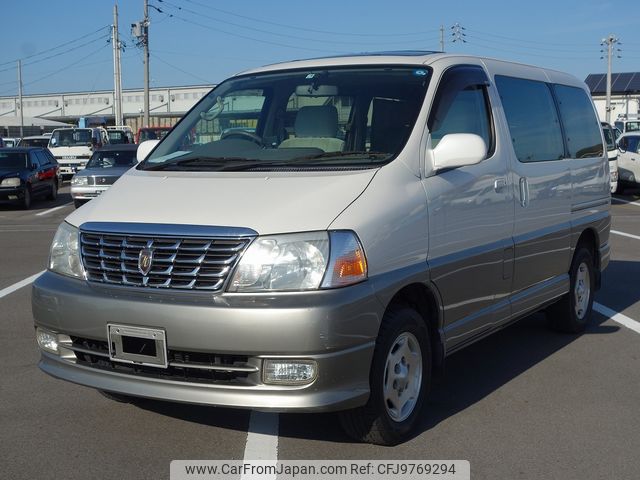 toyota grand-hiace 2001 24111803 image 1