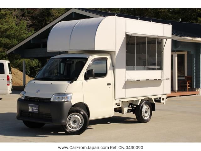 toyota townace-truck 2022 GOO_JP_700070848730241110001 image 1