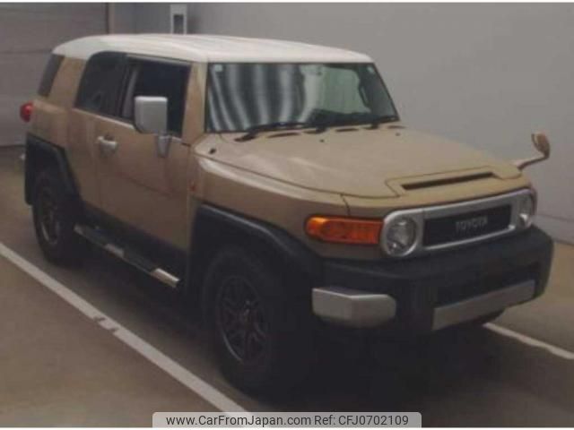 toyota fj-cruiser 2017 quick_quick_CBA-GSJ15W_0136435 image 1