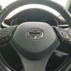 toyota c-hr 2017 quick_quick_DAA-ZYX10_ZYX10-2070516 image 15