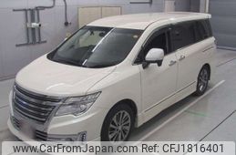 nissan elgrand 2017 CFJ1816401