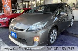toyota prius 2011 CFJ1584747