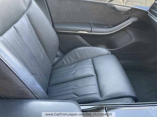 audi a8 undefined CFJ1584635 image 2