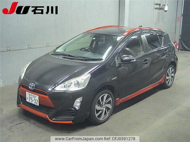 toyota aqua 2015 -TOYOTA 【金沢 500ﾒ7532】--AQUA NHP10--2400856---TOYOTA 【金沢 500ﾒ7532】--AQUA NHP10--2400856- image 1