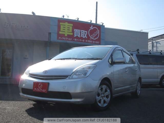 toyota prius 2004 -TOYOTA--Prius DAA-NHW20--NHW20-0068611---TOYOTA--Prius DAA-NHW20--NHW20-0068611- image 1