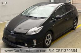 toyota prius 2013 CFJ1320354