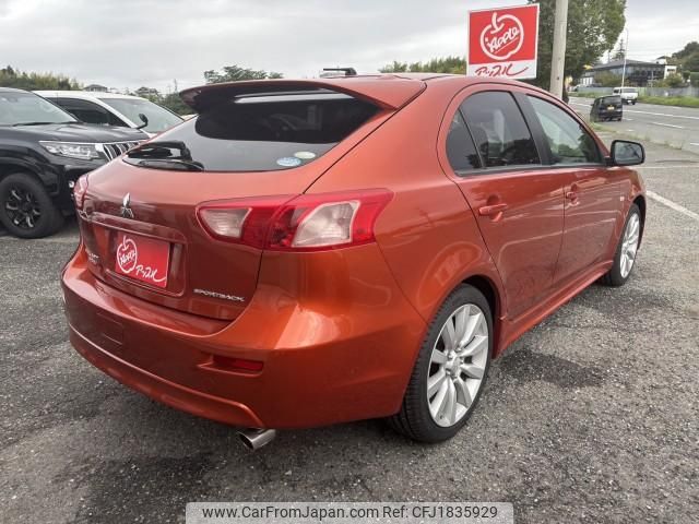mitsubishi galant-fortis-sport-back 2010 CFJ1835929 image 2