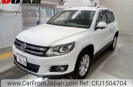 volkswagen tiguan 2015 CFJ1504704