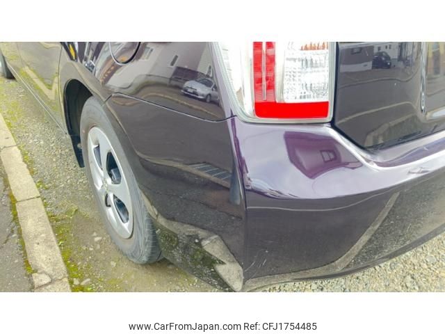 toyota prius 2012 CFJ1754485 image 2